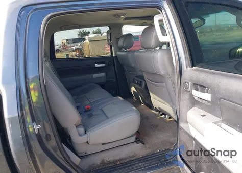 2007 Toyota Tundra Limited 5.7L V8 из США, поврежденный, VIN 5TBDV58157S489668